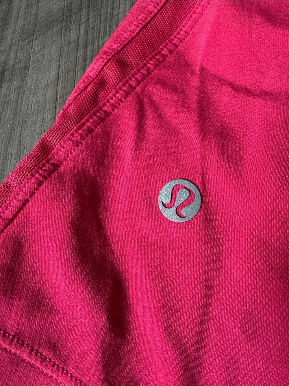 Lululemon Mens Shorts Size large red/pink Breaker Performance Running athletic